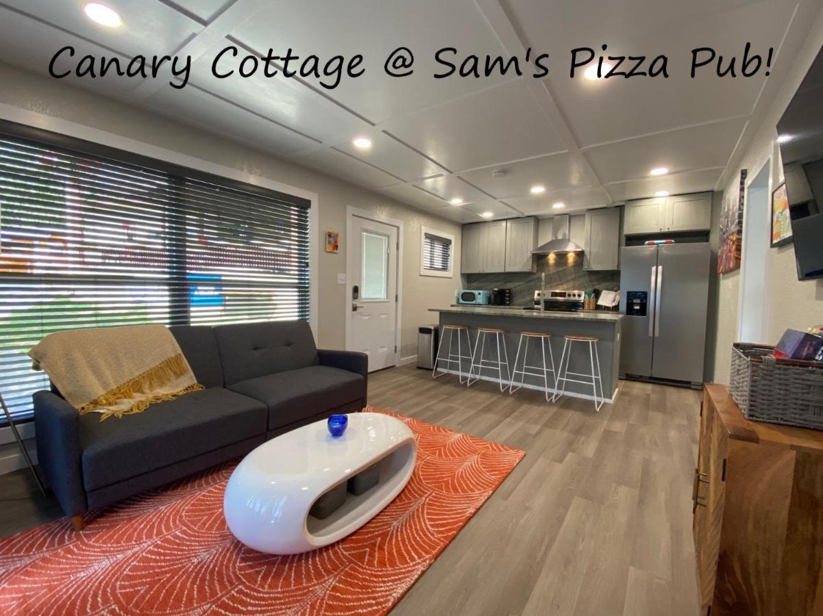 Canary Lake Cottage W/Hot Tub At Sam'S Pizza Hot Springs Kültér fotó